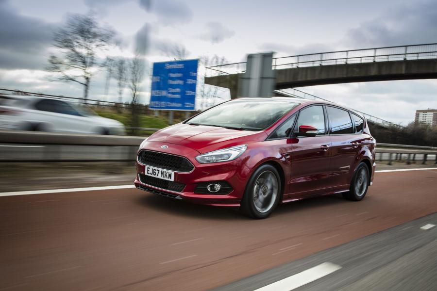  Ford S-Max ST-Line 2017 года  (UK) (фото 11 из 13)